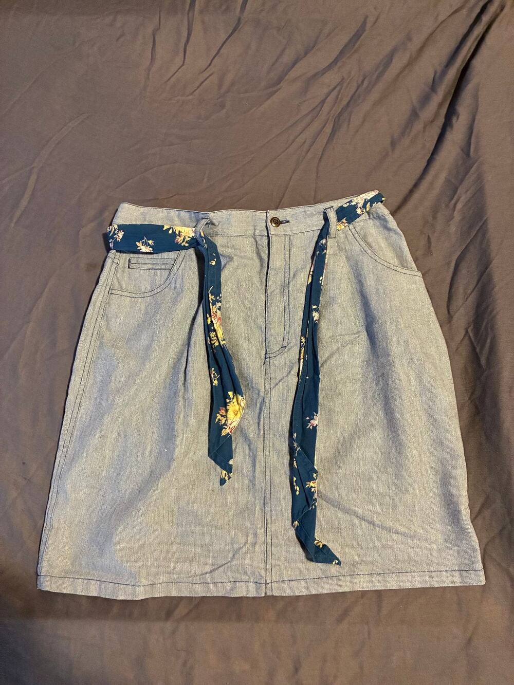 LizWear Skirt Womens 14 Light Blue Denim ALine Pockets Floral Tie Belt Casual